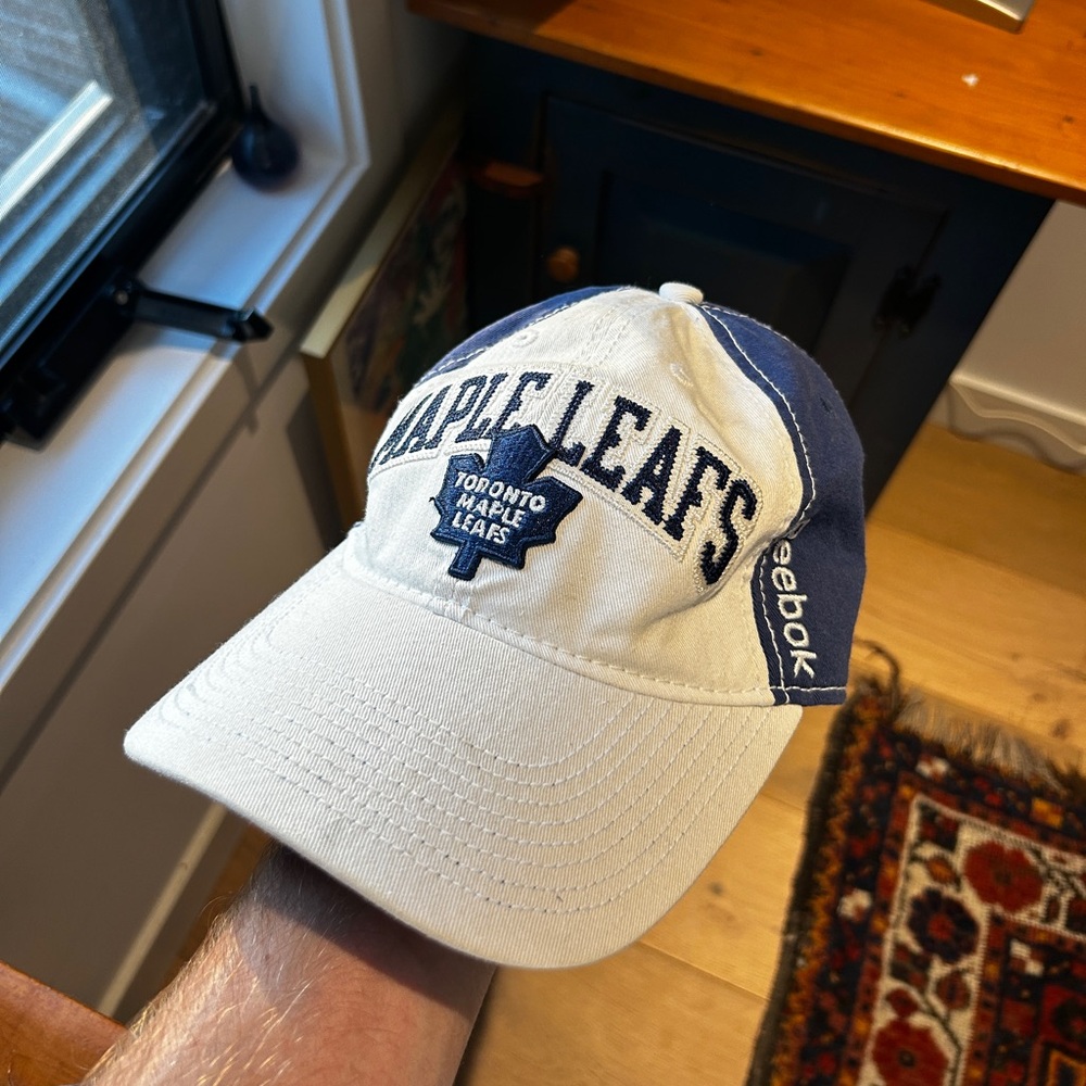 Vintage Reebok Toronto Maple Leafs Cap
